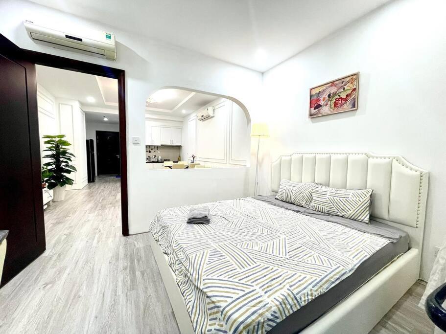 Căn hộ 1 phòng ngủ luxury tòa T8 Times City