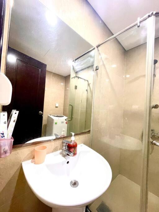 Căn hộ 1 phòng ngủ luxury tòa T8 Times City