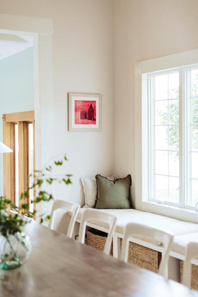 Silas House image