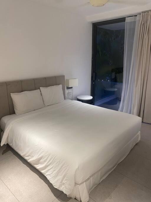 Luxury Villa Sanctuary Ho Tram Private Beach Resort