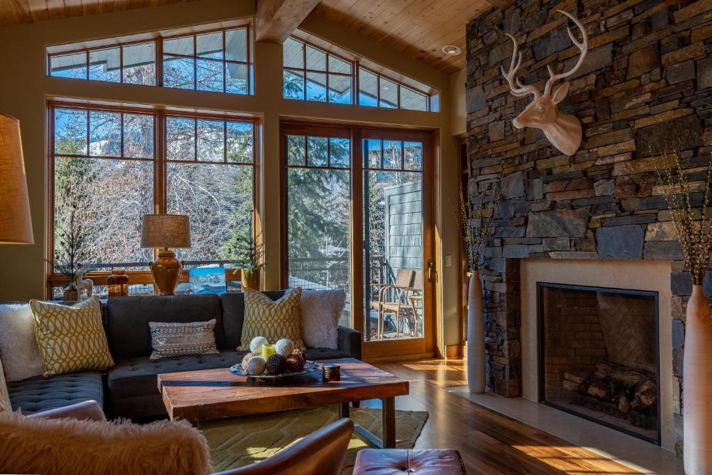 Trail Creek Crossings Unit C image