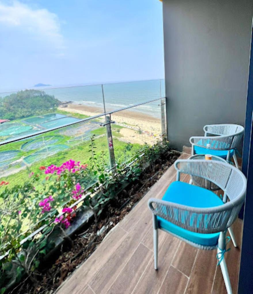 Flamingo Ibiza Hải Tiến - view biển