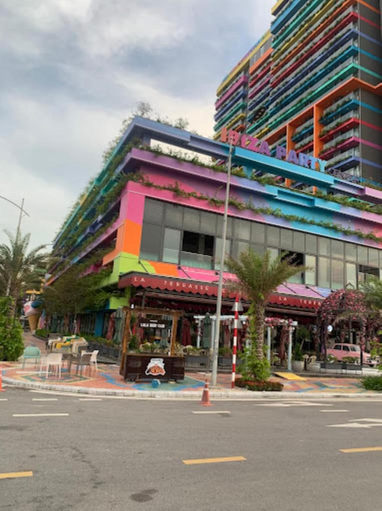 Flamingo Ibiza Hải Tiến - view biển