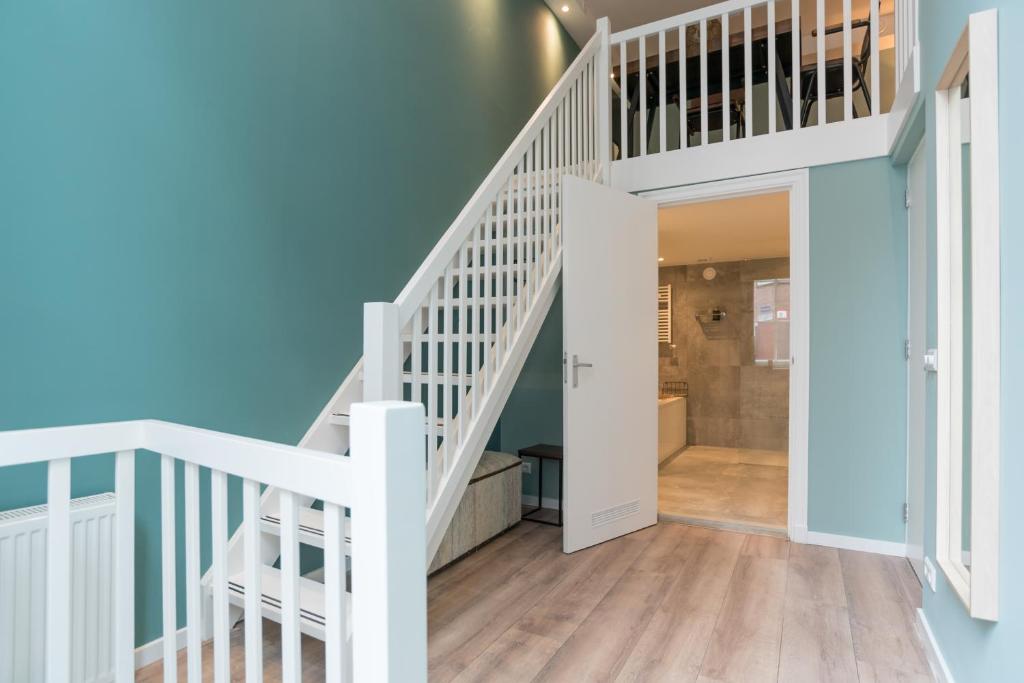 1001 Nights Boutique Lofts Room Type - Deluxe Double Room with Bath (Smedestraat)