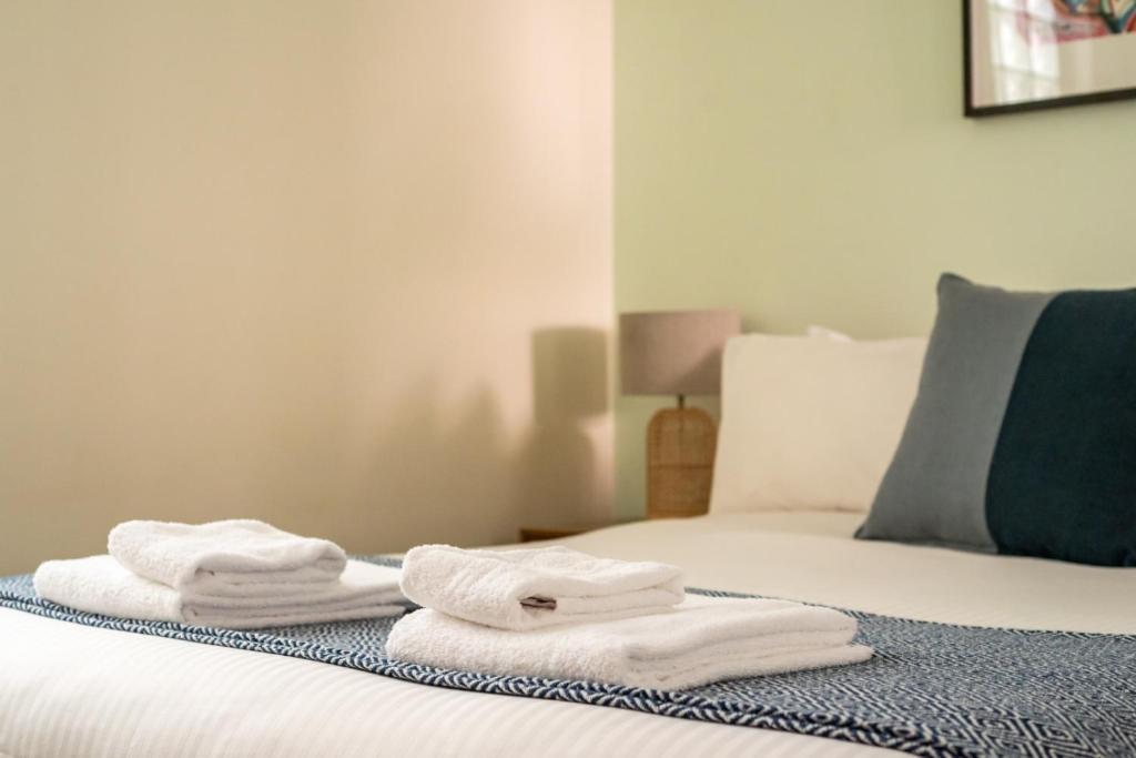 Fully Equipped 1BR Richmond-Mins from MCG photo 1