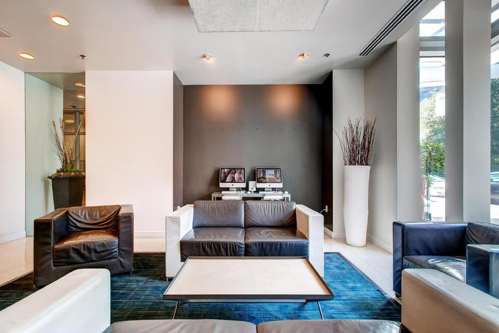 Global Luxury Suites at Kendall West photo 3