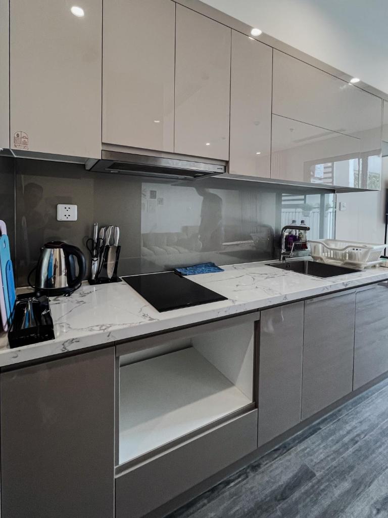 1BR Studio Vinhomes Apt Swimming Pool & Villa View