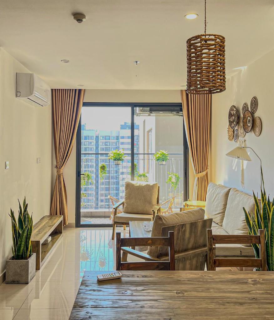 2BR Vinhomes Apartment! A sun-drenched apartment