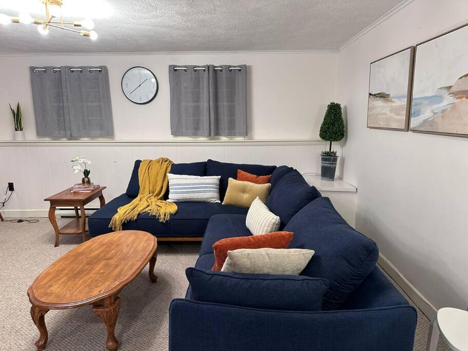 Stylish, 1 bedroom Apartment Shrewsbury image