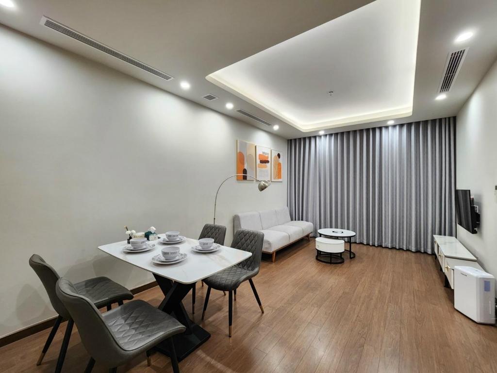 Căn Hộ 2 Phòng Ngủ Tại The Matrix One