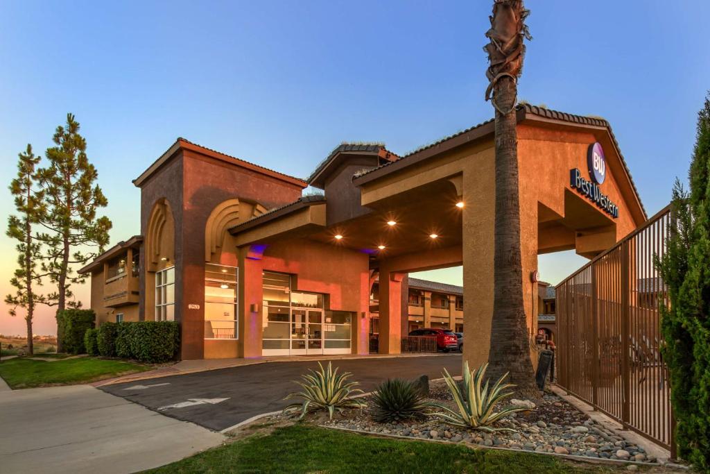 Best Western Heritage Inn image