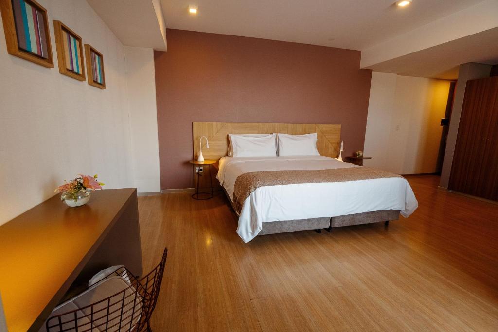 Hotel Brizo Salta - Tap to explore photos