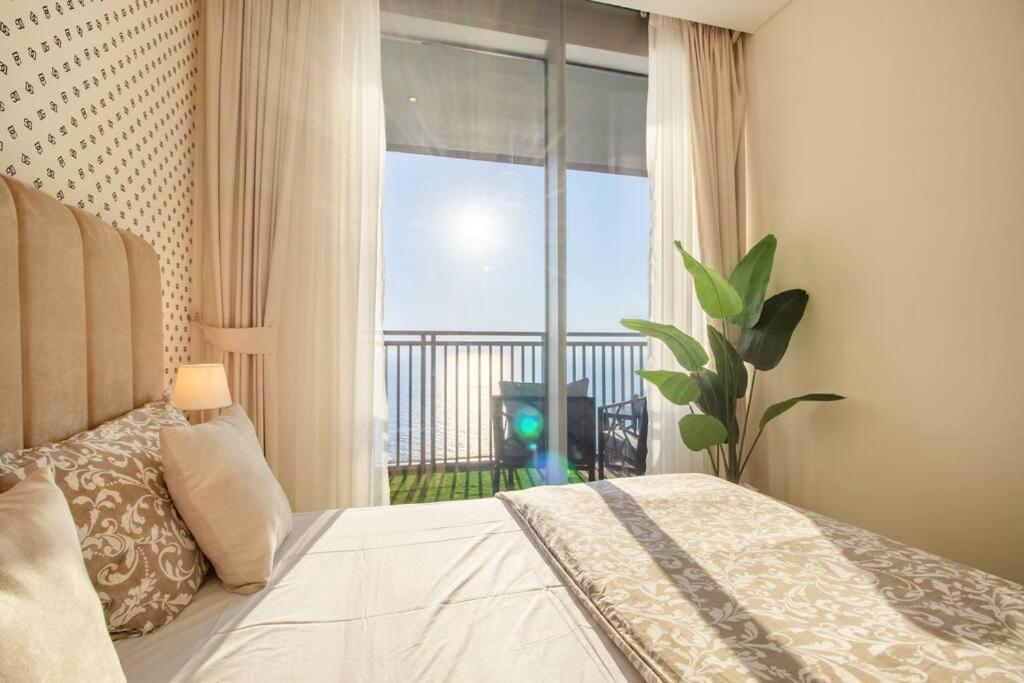 Luxury Seaview Condo - Near JBR and Dubai Eye photo 3