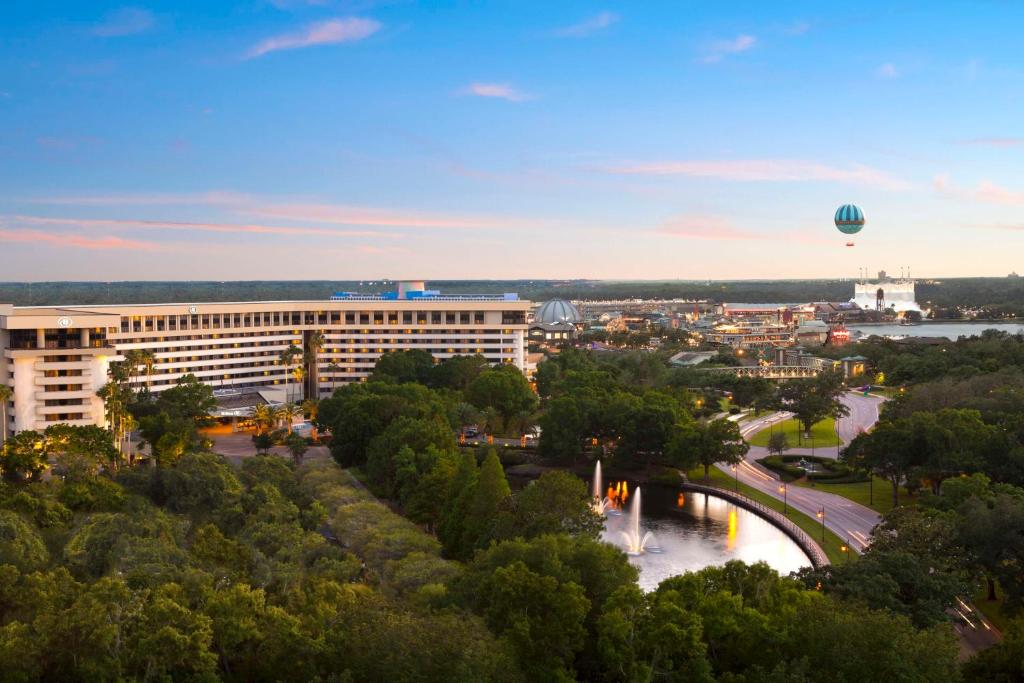 Hilton Orlando Lake Buena Vista - Disney Springs® Area image