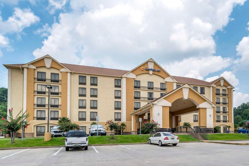 Comfort Inn Birmingham Homewood image
