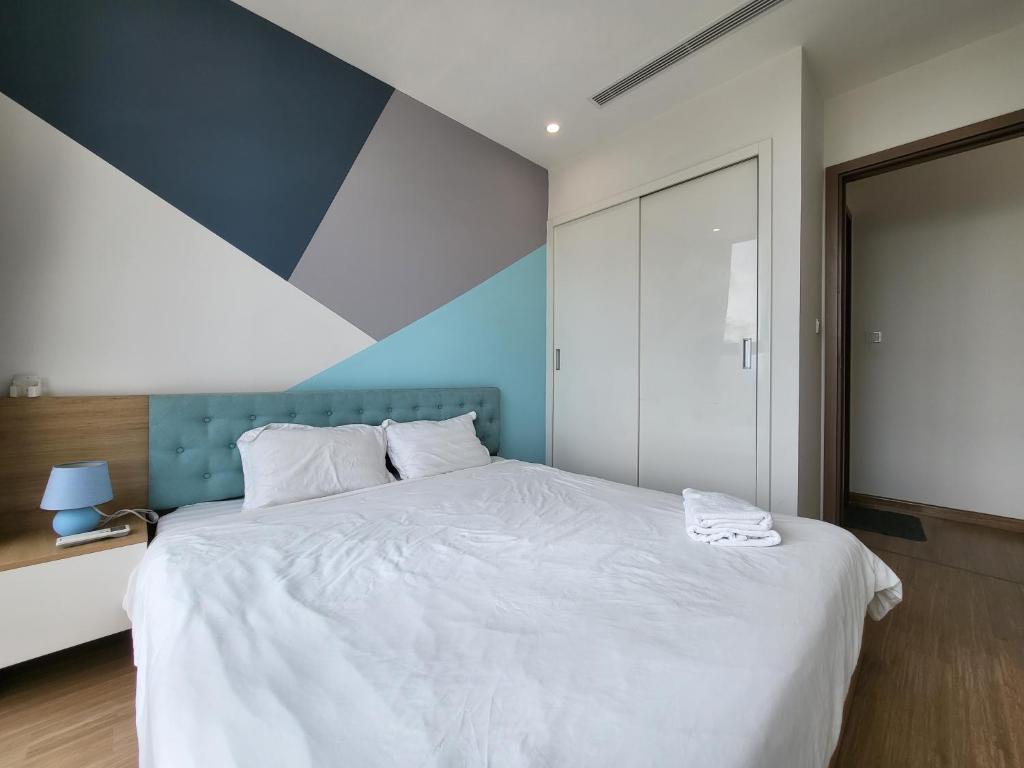 Căn hộ dịch vụ siêu đẹp Vinhomes Skylake gần sân vận động Mỹ Đình