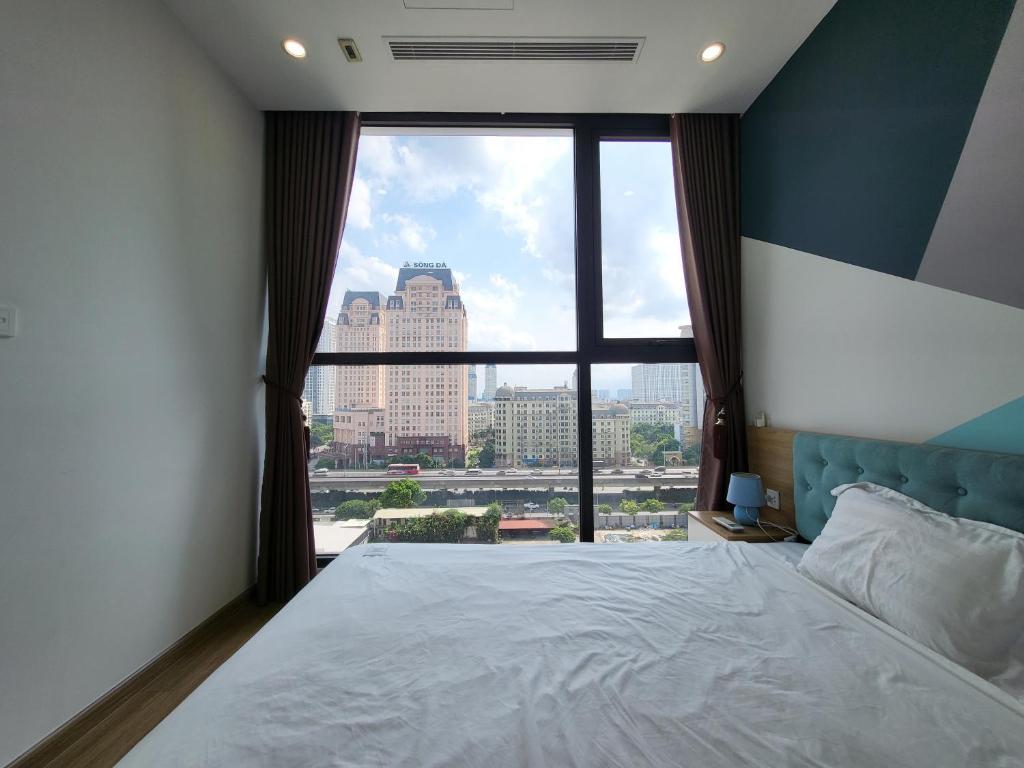 Căn hộ dịch vụ siêu đẹp Vinhomes Skylake gần sân vận động Mỹ Đình