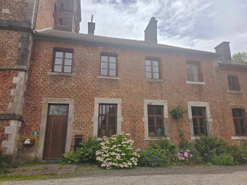 Château de Wallay - Petit Quartier photo 1