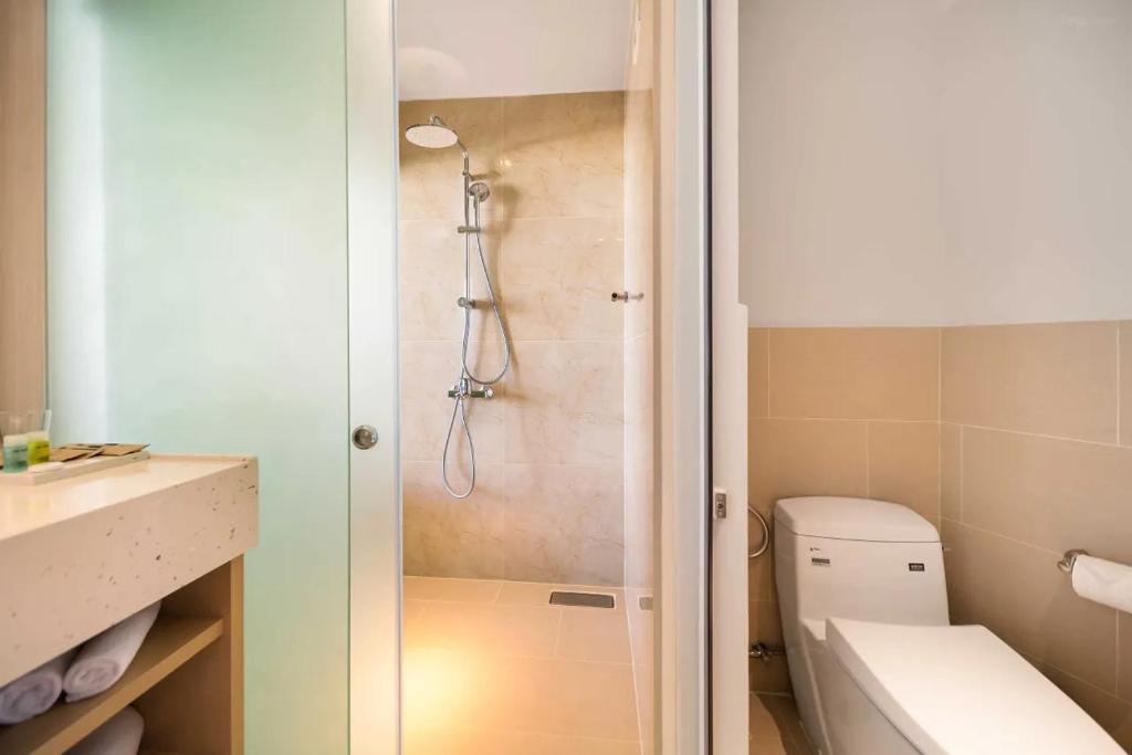 BLUE Seafront Serviced Apartment - Arena Cam Ranh Nha Trang