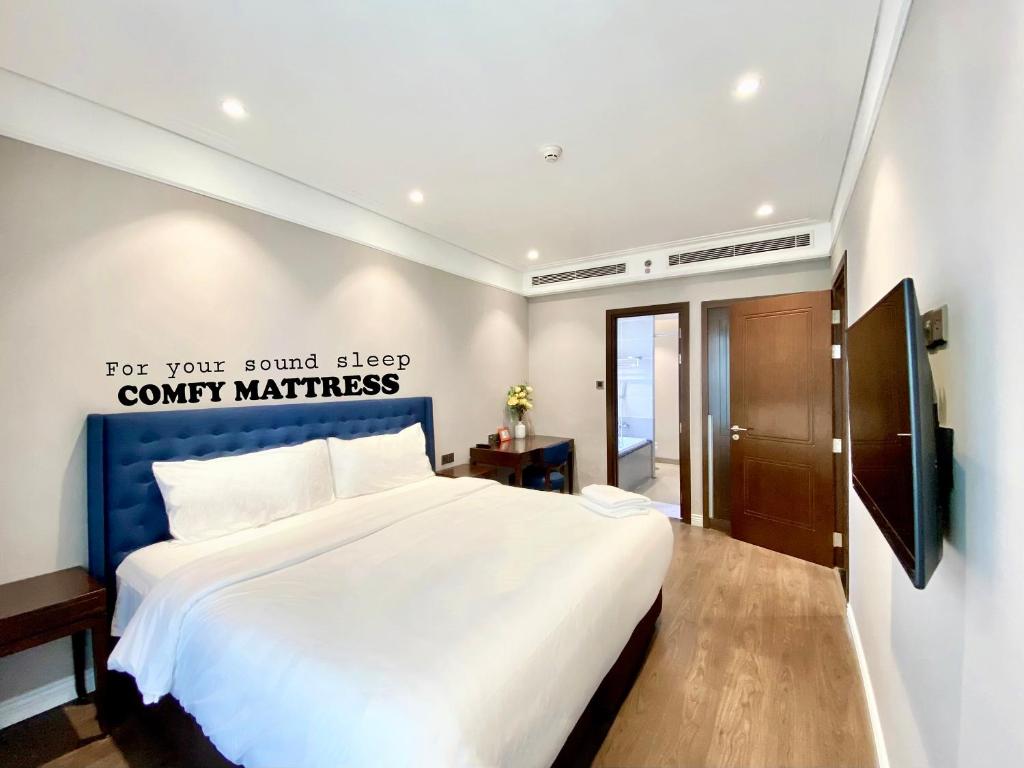 Luxurious apartment facing My Khe beach with 2 large beds FP