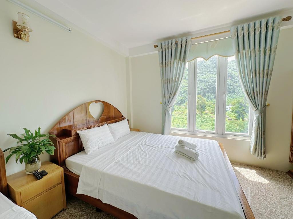 Khách Sạn Gía Rẽ Mai Châu Tiến Loan