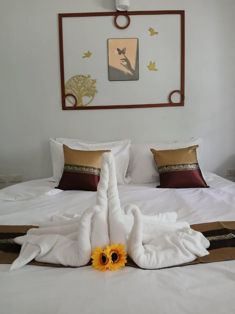 บ้านกาญจน์ เชียงราย Baan Kan Chiang Rai - Tap to explore photos