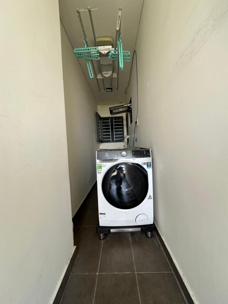 Luxury Apartment inside Monarchy