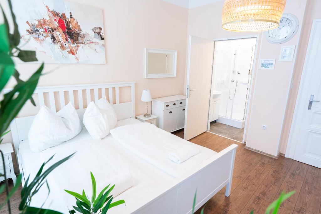Hotel Schönbrunn by Vienna Living Apartments Room Type - Standard Double Room