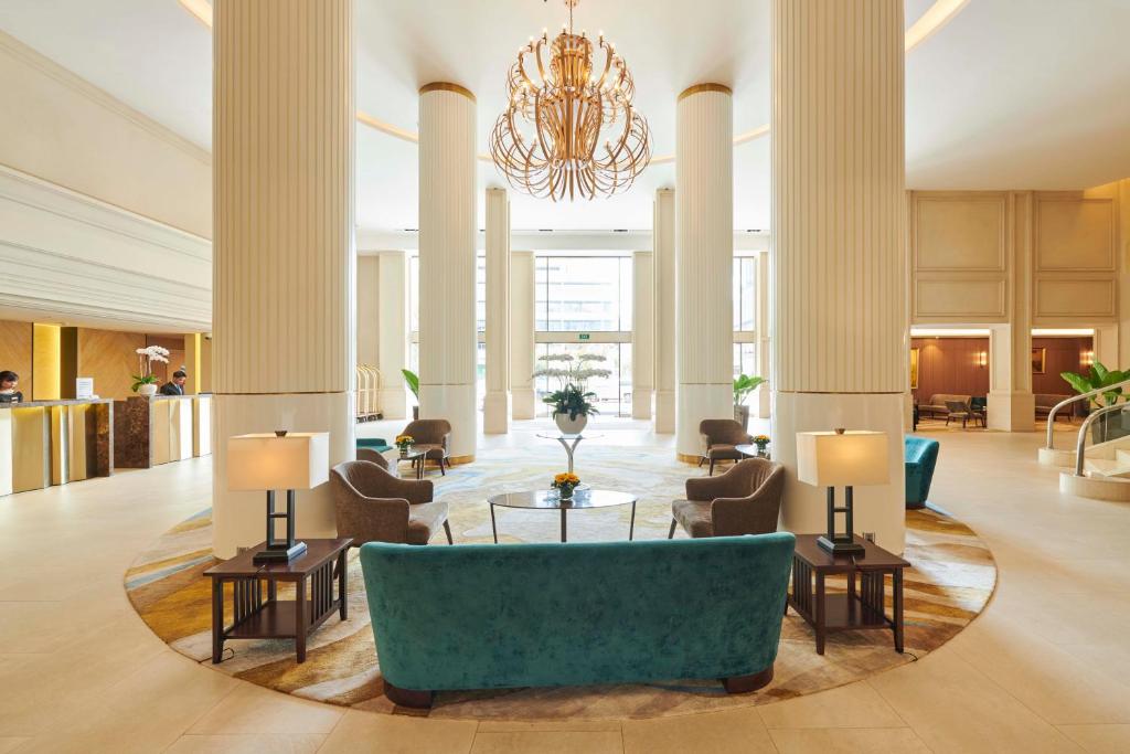 Khách sạn Eastin Grand Saigon