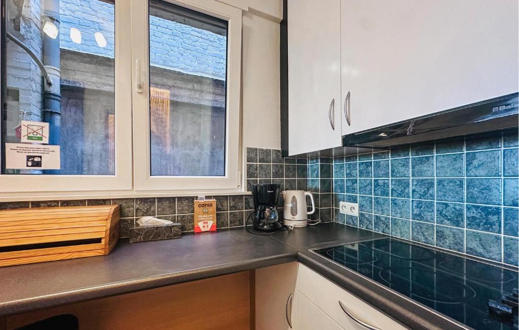 2 Bedroom Cozy Apartment In Oostende photo 3