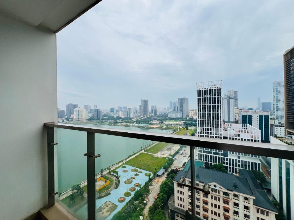 Vinhomes Skylake Premier Apartment Ha Noi