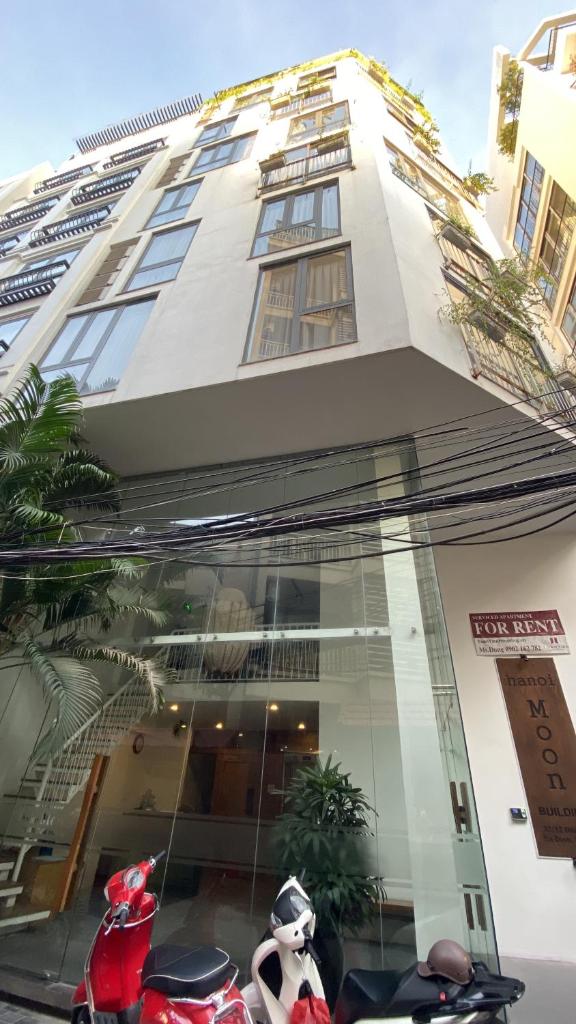 Hanoi Moon Building