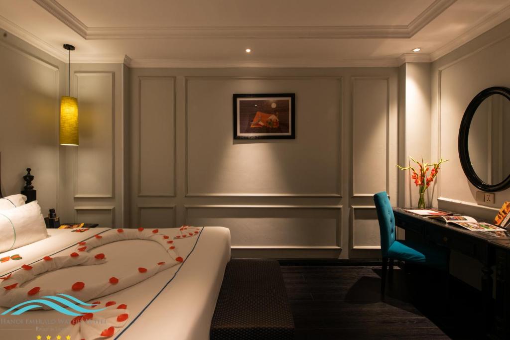 Hanoi Emerald Waters Hotel Valley