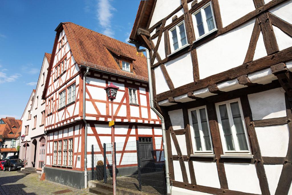 ACHAT Hotel Heppenheim - Tap to explore photos