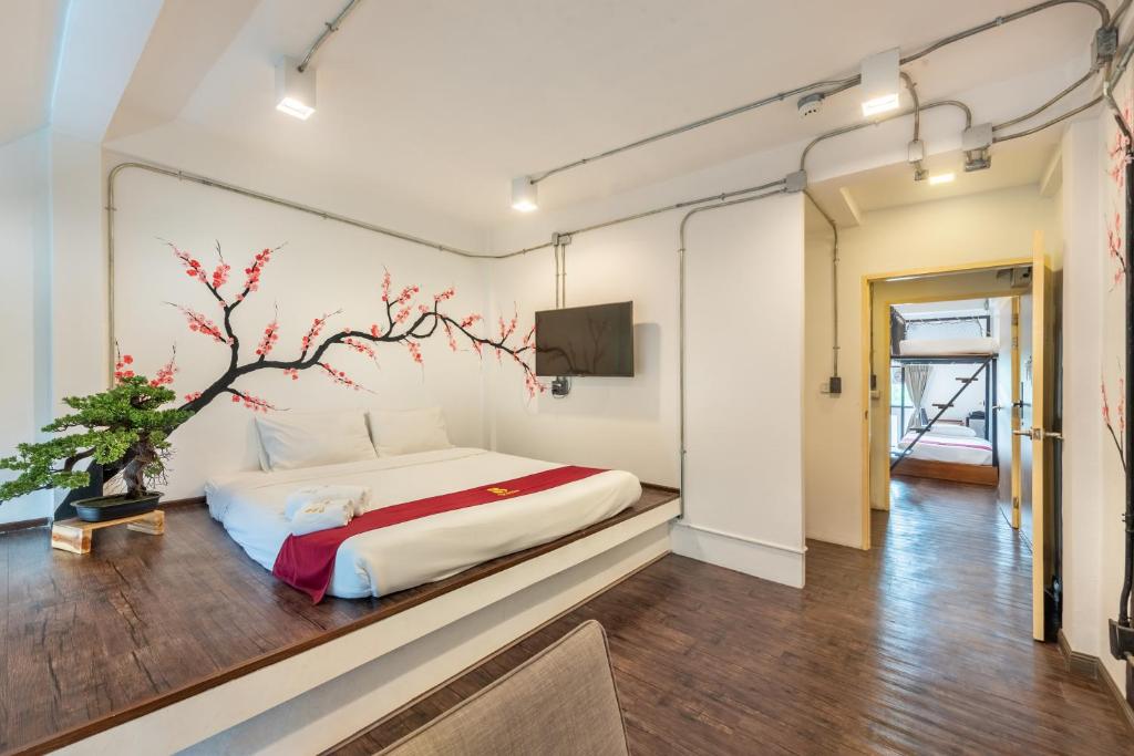 SHIN Hotel Nimman ChiangMai - Tap to explore photos