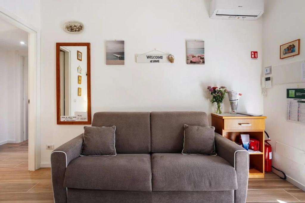 CASA DI LUCY E MAX - cir 108012-LNI-00010,cod. struttura T00561 - Tap to explore photos