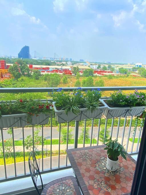 Quận 7 - Peace & Happiness House free Pool, Park