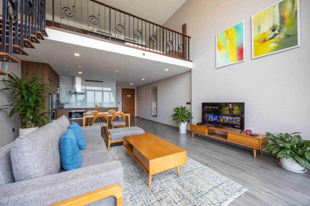 Duplex apartment at PentStudio Westlake - 2H Homestay