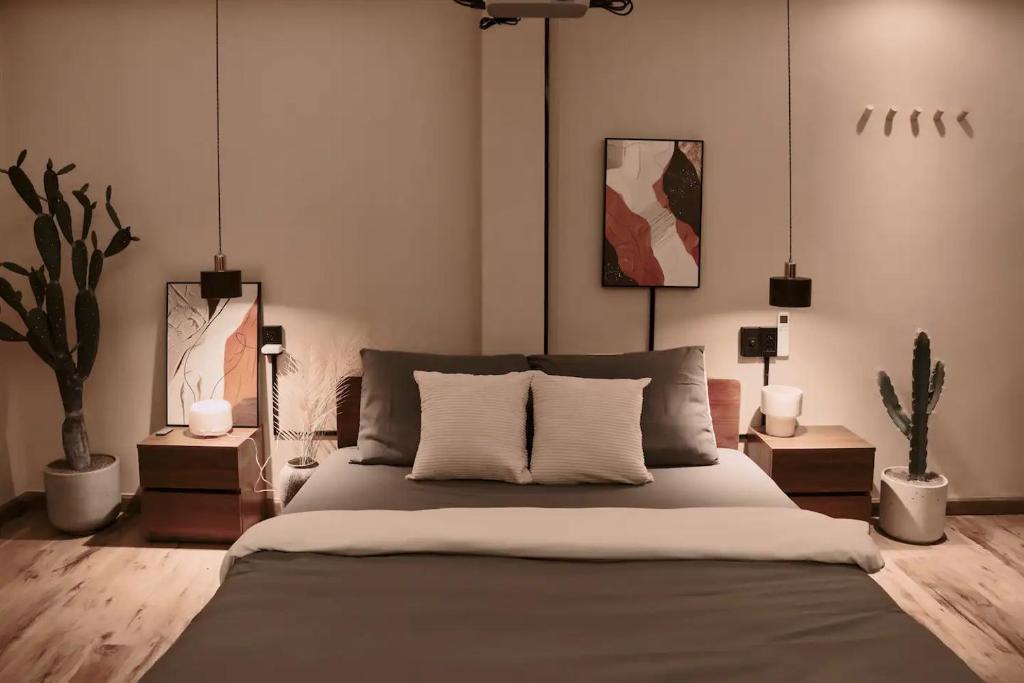 Wabi Sabi 2 - Near Ben Thanh Market