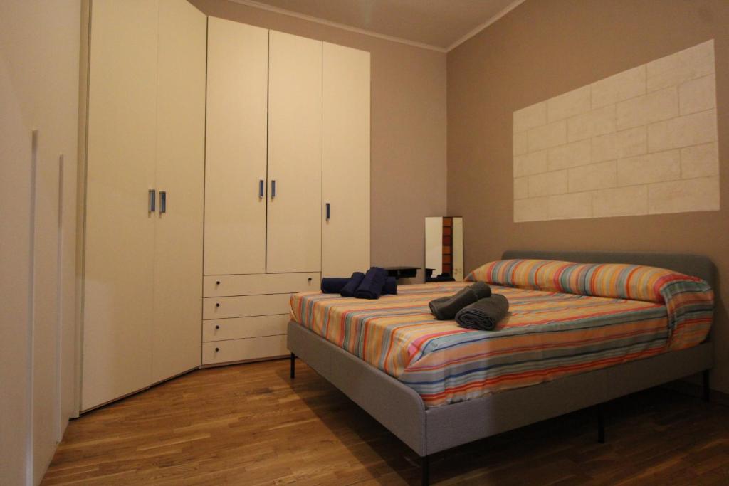 Plebiscito Sweet Home, Naples