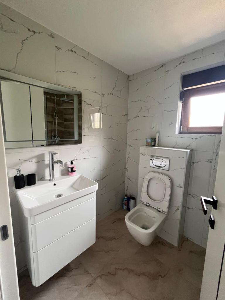 Apartman EM photo 4