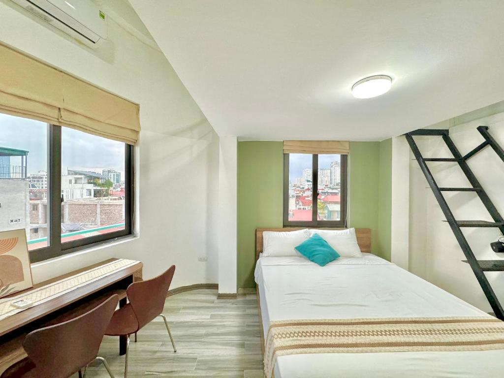 Harmony Home Lakeside-Modern-Balcony