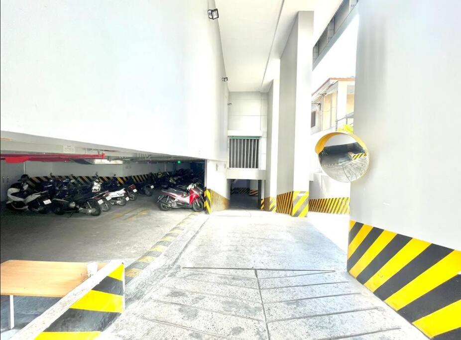 SerenityView 2BR SofaBed - City view