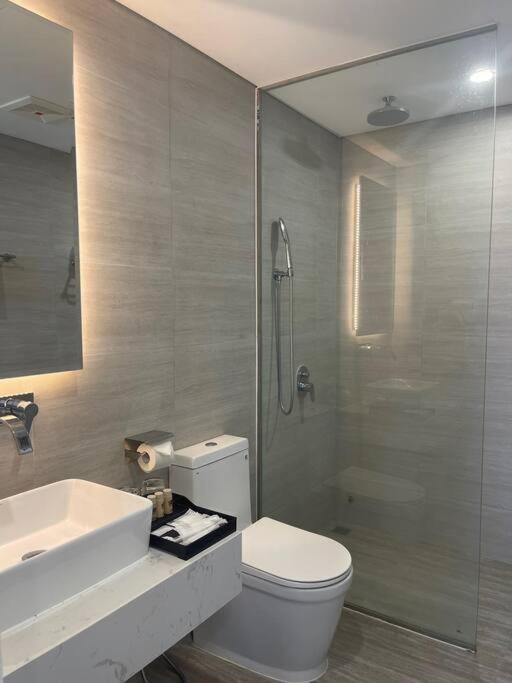 SerenityView 2BR SofaBed - City view