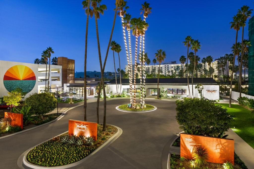 Town and Country San Diego image