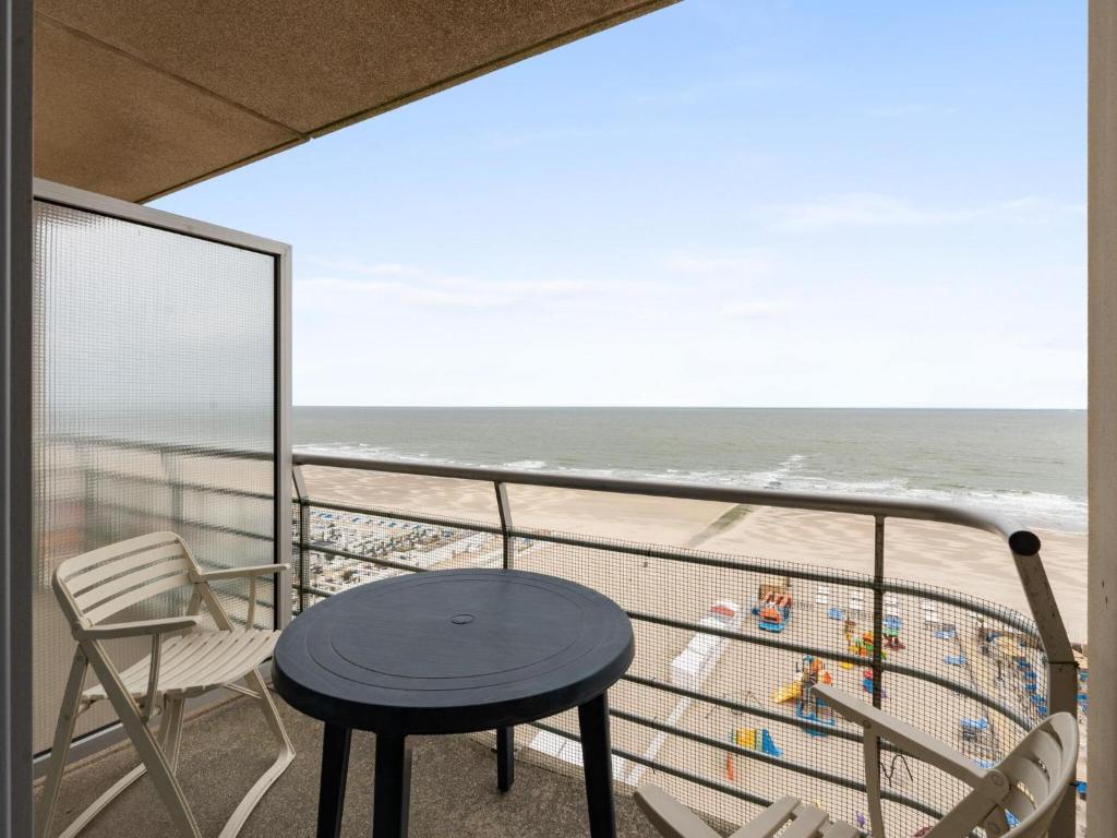 Appealing apartment with sea-view photo 1