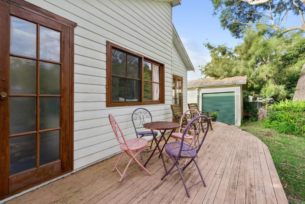 Peaceful Huskisson Cottage - Pet Friendly photo 1