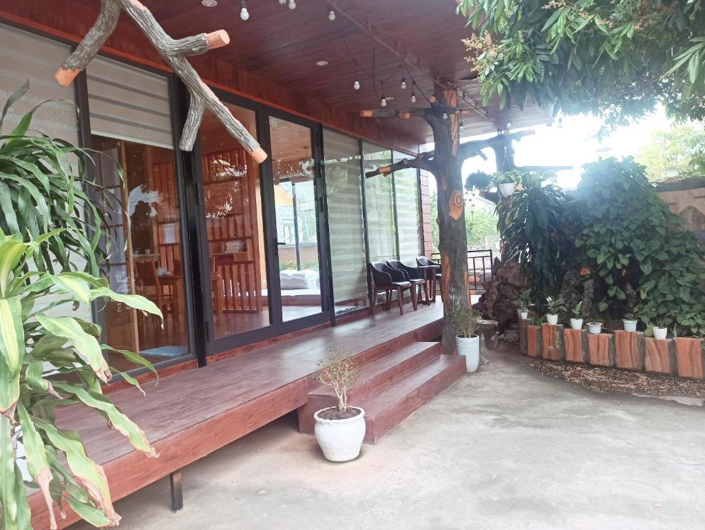 Khách Sạn Nhiệt Đới Mộc Châu