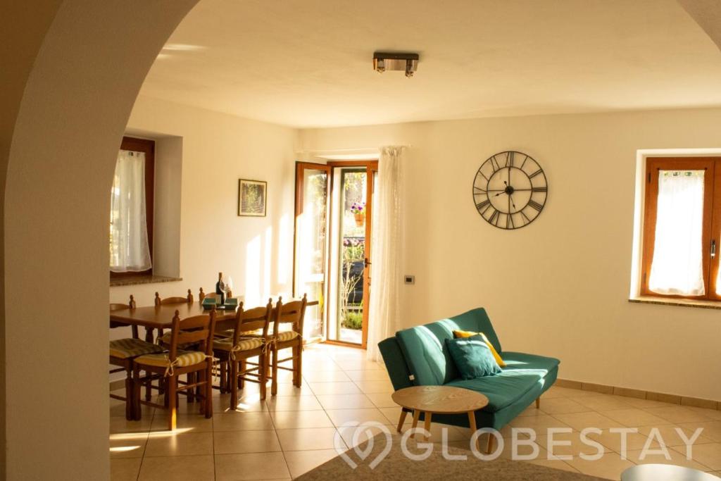 Villa SalMar Apartment 1 BBQ and Garden, Varese