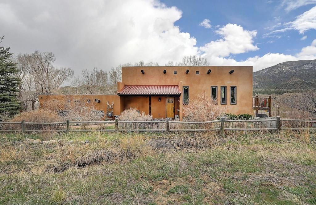 Hillside Home, 1 Mile From Salida, With Hot Tub image